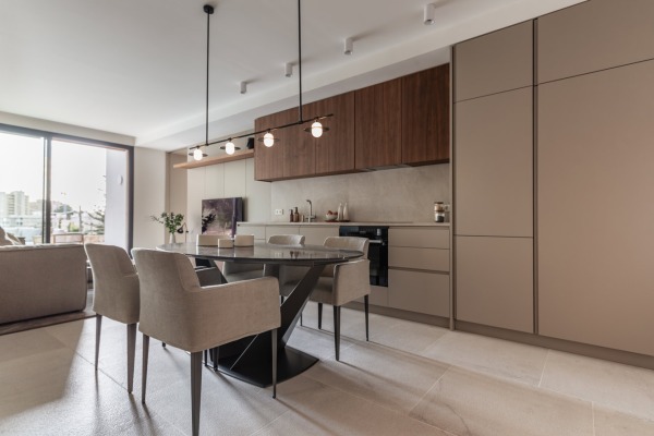 Elegante Neubauwohnung mit privatem Pool in Cala Mayor Bild 3