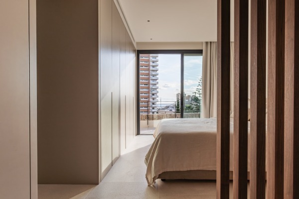 Elegante Neubauwohnung mit privatem Pool in Cala Mayor Bild 10