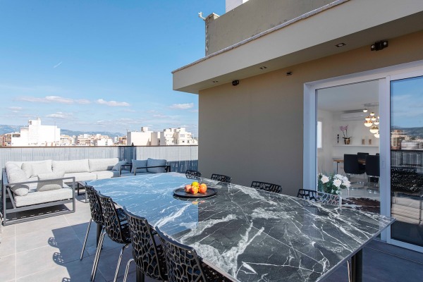 Modern renoviertes Penthouse in zentraler Lage von Palma de Mallorca Bild 2