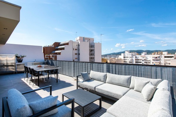 Modern renoviertes Penthouse in zentraler Lage von Palma de Mallorca Bild 3