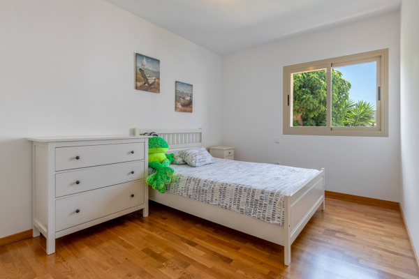 Mediterranes Haus mit Teilmeerblick in Puig de Ros Bild 8