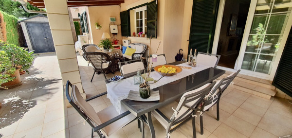 Charmante Doppelhaushälfte mit Pool in Puig de Ros nahe am Golf de Maioris Bild 2