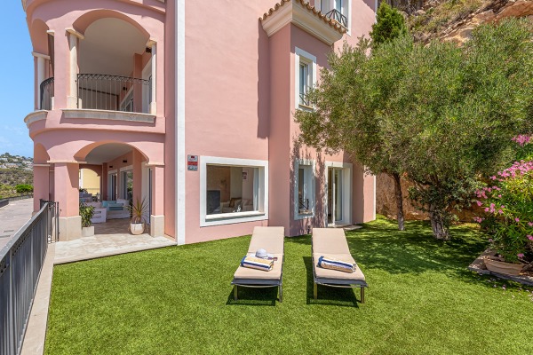 Hochwertige Luxuswohnung mit privatem Garten und traumhaftem Meerblick Bild 2