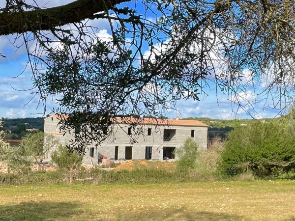 Finca Neubau mit traumhaftem Panoramablick nahe Felanitx Bild 6