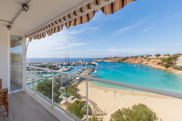 Meerblick Apartment mit direktem Zugang zum Yachthafen von der Anlage Bild 2