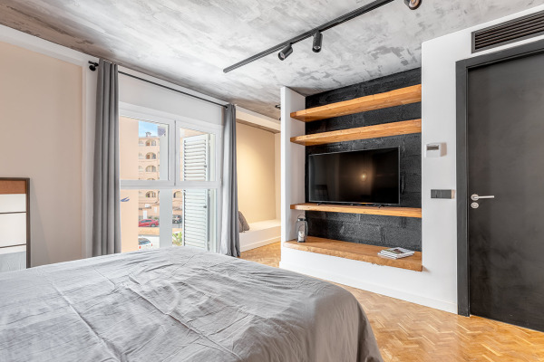 Meerblick Apartment mit direktem Zugang zum Yachthafen von der Anlage Bild 11