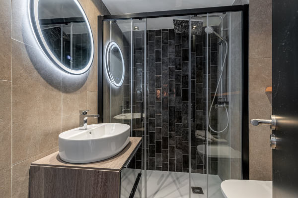 Meerblick Apartment mit direktem Zugang zum Yachthafen von der Anlage Bild 12