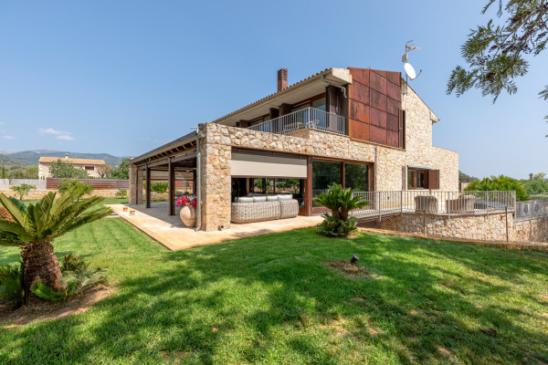 Stilvolle Finca mit Pool und Lizenz zur Ferienvermietung in Lloseta Bild 7