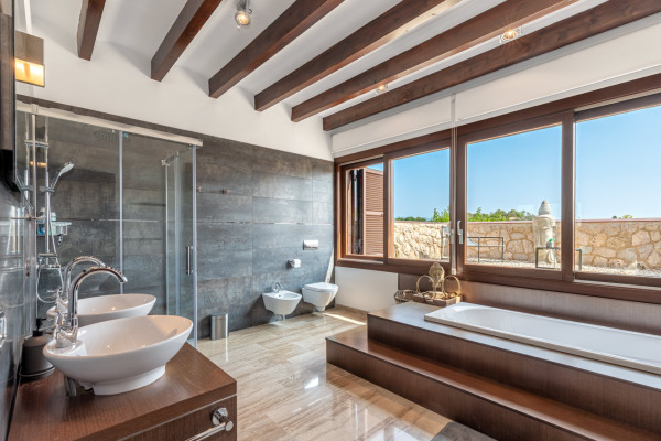 Stilvolle Finca mit Pool und Lizenz zur Ferienvermietung in Lloseta Bild 10