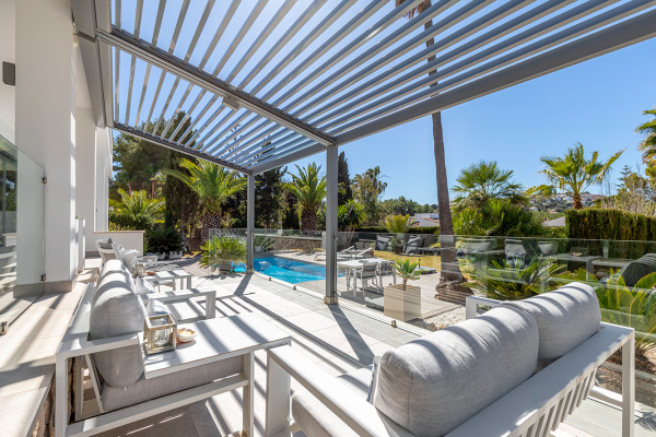 Exklusive, modernisierte Villa mit Pool in Santa Ponsa Bild 7