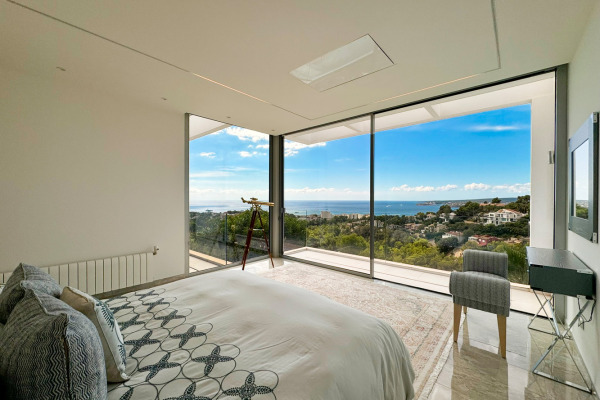 Minimalistische Meerblick-Villa oberhalb des exklusiven Hafens Puerto Portals Bild 8