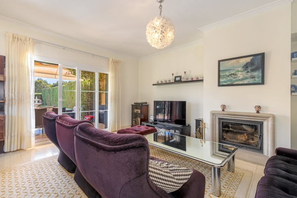 Doppelhaushälfte mit Teilmeerblick und viel Privatsphäre in Puig de Ros Bild 4