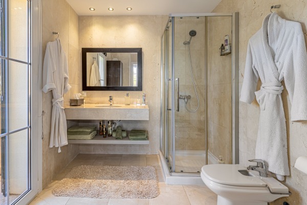 Doppelhaushälfte mit Teilmeerblick und viel Privatsphäre in Puig de Ros Bild 10