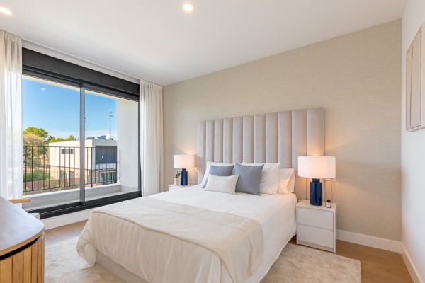 Neugebaute Doppelhaushälfte mit privatem Pool in Puig de Ros Bild 7