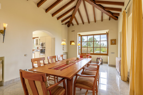 Mediterranes Villen-Anwesen mit Teilmeerblick im Südwesten in Santa Ponsa Bild 6