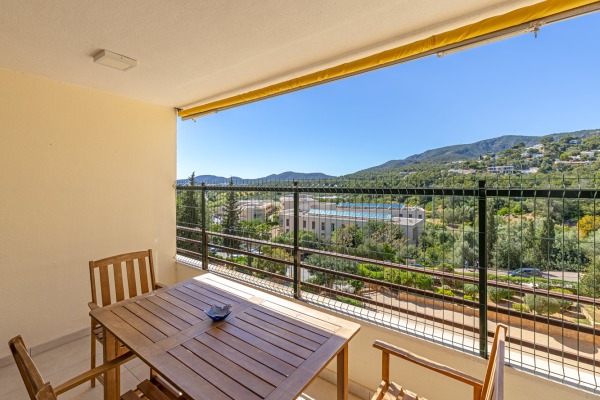 Apartment mit Teilmeerblick fußläufig zum Strand in Portals Nous Bild 2