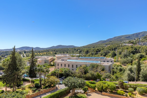 Apartment mit Teilmeerblick fußläufig zum Strand in Portals Nous Bild 3