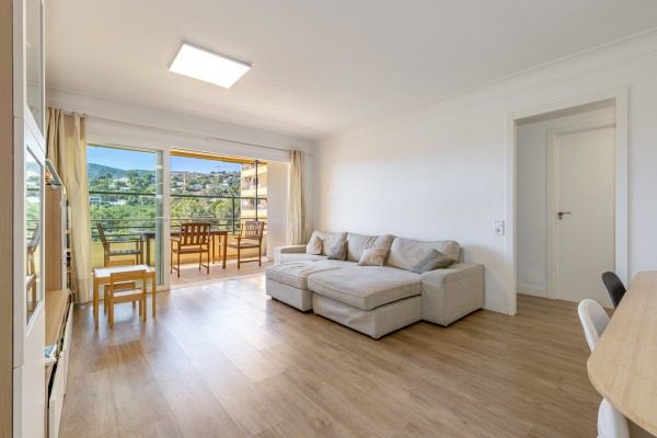 Apartment mit Teilmeerblick fußläufig zum Strand in Portals Nous Bild 4