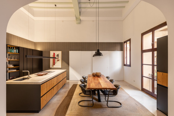 Hochwertig sanierte Luxus-Wohnung im Herzen von Palmas Altstadt Bild 3