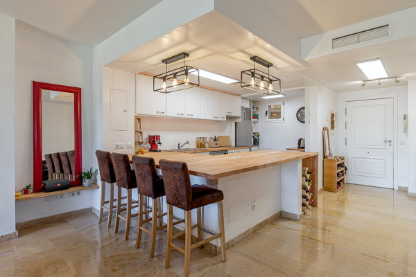 Duplex-Wohnung mit privatem Garten in einer Golfanlage in Nova Santa Ponsa Bild 7