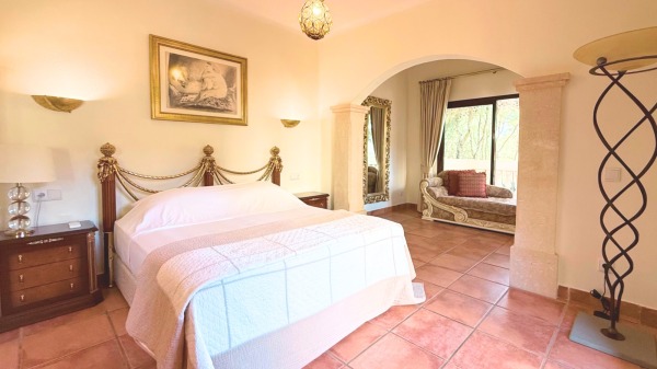 Gepflegte Wohnung in mediterraner Residenz am Golfplatz in Santa Ponsa Bild 9