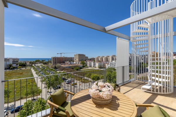 Neubau-Penthouse mit Meerblick zum Erstbezug nahe Portixol Bild 2