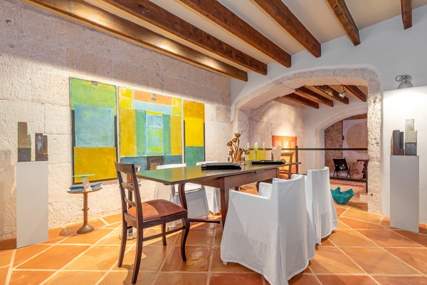 Komplett renoviertes, historisches Stadthaus mit Pool in Felanitx Bild 6