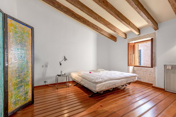 Komplett renoviertes, historisches Stadthaus mit Pool in Felanitx Bild 10