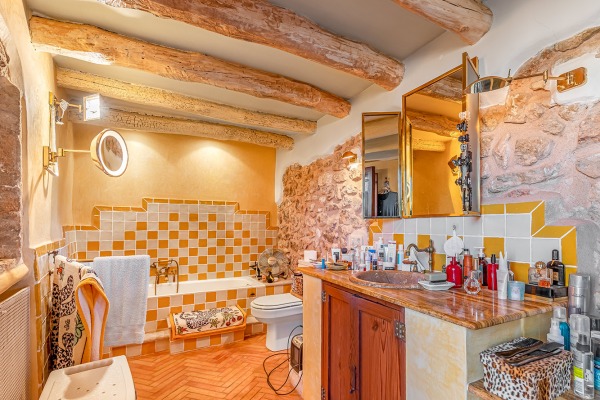 Komplett renoviertes, historisches Stadthaus mit Pool in Felanitx Bild 11