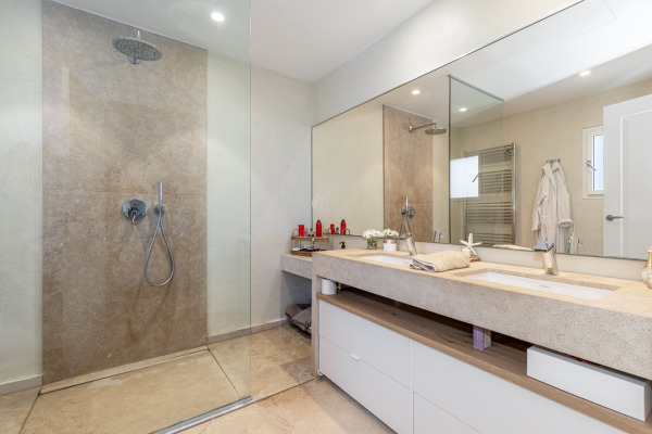 Modernisierte Villa mit Pool in ruhiger Wohnlage von Costa de la Calma Bild 9