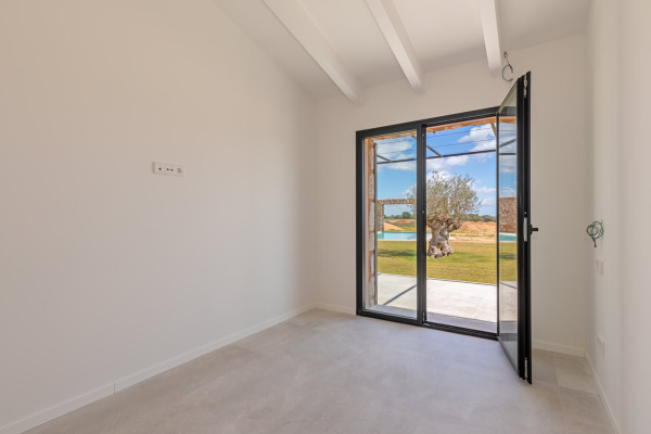 Exklusive Neubaufinca mit Pool im Südosten Mallorcas nahe Sa Rapita Bild 11