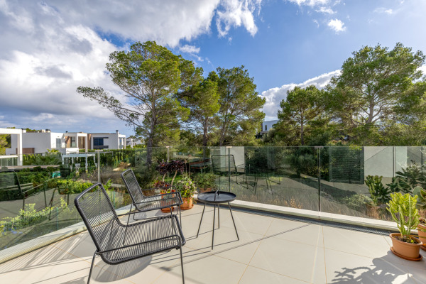 Moderne, neuwertige Villa in Cala Murada an der Ostküste Mallorcas Bild 10