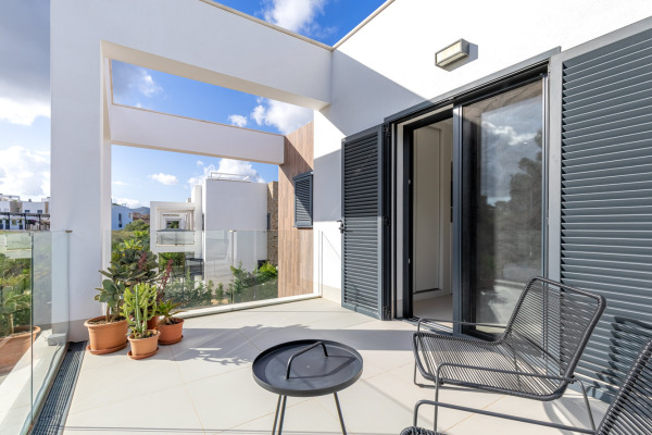 Moderne, neuwertige Villa in Cala Murada an der Ostküste Mallorcas Bild 11