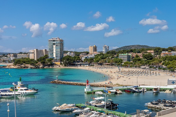Wohnung mit Vermietungsmöglichkeit an der Strandpromenade von Palmanova Bild 11