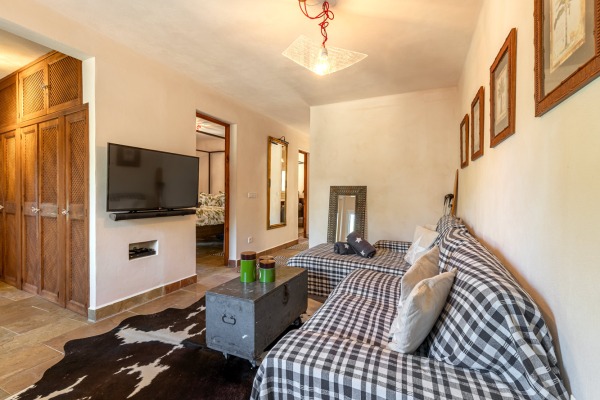 Mediterranes Haus mit Lizenz zur Ferienvermietung direkt am Meer Bild 4