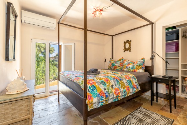 Mediterranes Haus mit Lizenz zur Ferienvermietung direkt am Meer Bild 11