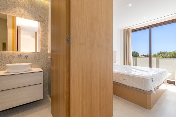 Modernes Reihenhaus mit Pool nahe dem Naturstrand Es Trenc Bild 6