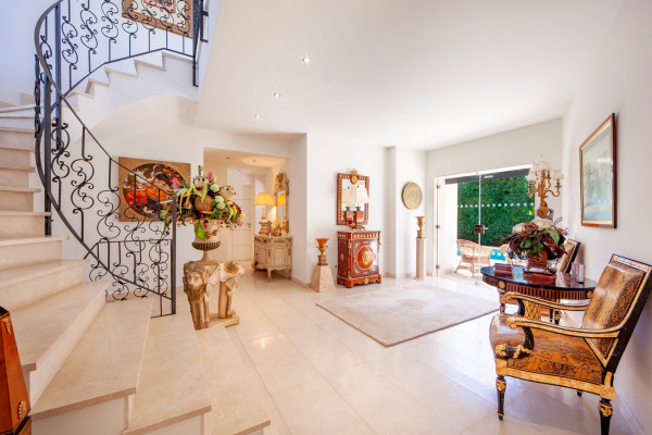 Mediterrane Villa nahe dem Yachthafen in zentraler Lage von Port Andratx Bild 4