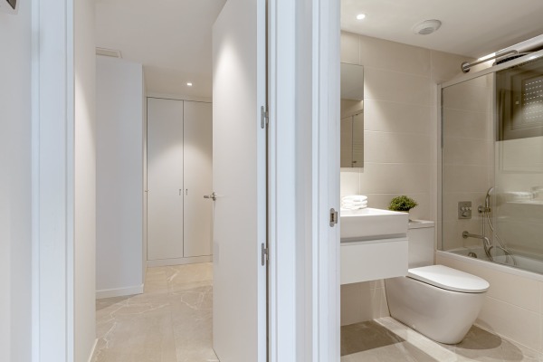 Neubauwohnungen in moderner Anlage in Strandnähe in Palmanova Bild 9