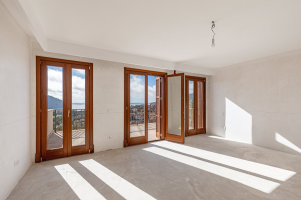 Elegante, mediterrane Neubauvilla in Hanglage mit Meerblick Bild 6