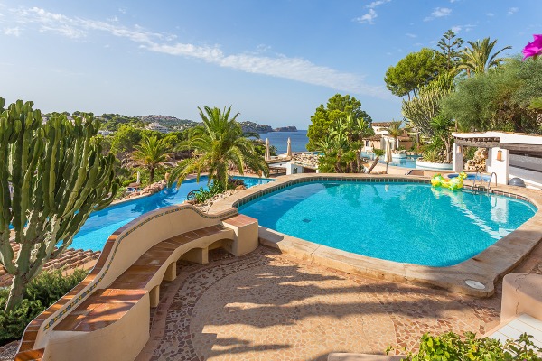 Apartment in einer mediterranen Wohnanlage mit direktem Strandzugang Bild 2