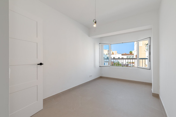 Hochwertig renoviertes Apartment nahe dem Szeneviertel Santa Catalina Bild 7