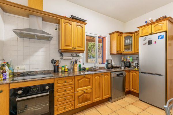 Mediterranes Haus mit Ferienvermietlizenz und Pool im Süden Mallorcas Bild 5