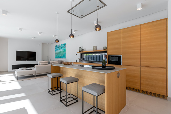 Neubauvillen in moderner Architektur mit Teilmeerblick Bild 4