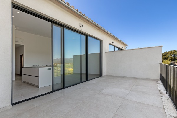 Stadthaus im modernen Design im Dorf Sa Cabaneta bei Palma Bild 5