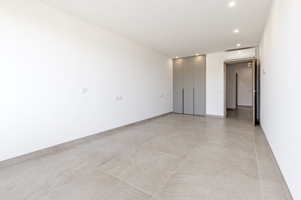 Stadthaus im modernen Design im Dorf Sa Cabaneta bei Palma Bild 9