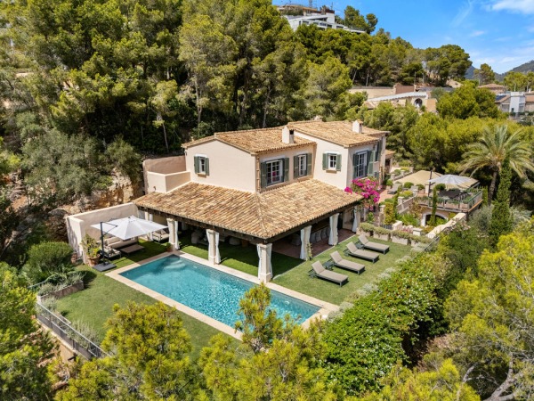 Mediterrane Meerblick-Villa oberhalb der Bucht von Camp de Mar Bild 2