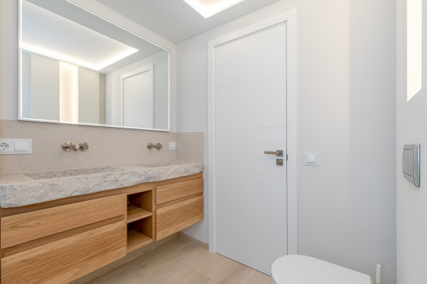 Komplett renoviertes Penthouse mit Weit-Meerblick Bild 9