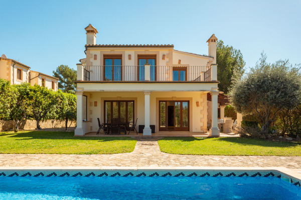 Mediterrane Villa in beliebter, ruhiger Wohnlage von Nova Santa Ponsa Bild 2