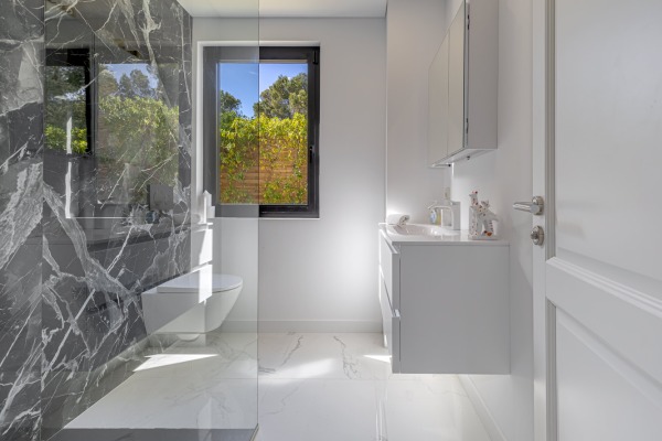 Exklusive Villa mit Pool in Santa Ponsa an der Südwestküste Bild 12